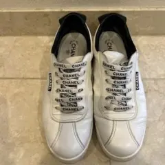 CHANEL スニーカーのサムネイル