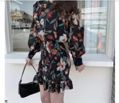 han queen花柄シフォンシャーリングミニワンピースドレスSHEINZARA