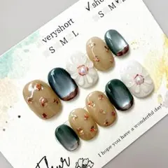 ネイルチップ 現品販売｜ショートオーバル L｜グリーン ぷっくりフラワー