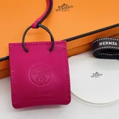 エルメス サックオランジュ ローズメキシコ バッグチャーム ピンク 箱付きのサムネイル