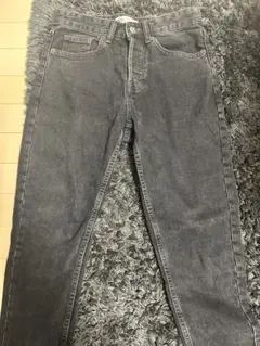 ZARA デニムパンツ