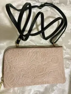 Item thumbnail for item dff9f7ee-a393-4000-bdc9-4d8a43a84551