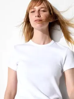 UNIQLO ソフトリブクルーネックT