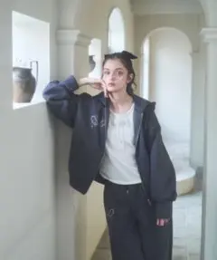 lovilyn ラヴィリン　エンジェルモチーフスウェットパンツ lovilyn ラヴィリン エンジェルモチーフスウェットパンツ - メルカリ
