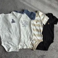 【早い者勝ち】　GAP ベビーロンパース