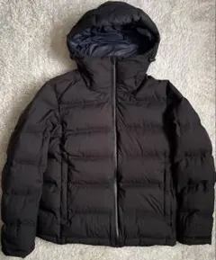 UNIQLOユニクロ シームレスダウンパーカ 黒　ブラック　L