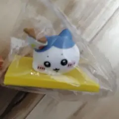 ちいかわ　ハチワレ　フィギュア　松屋　牛丼　カレー