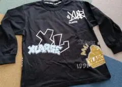 ブラック トレーナー