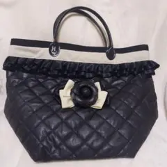 【新品未使用】カメリア　ブラック　キルティング　トートバッグ　黒