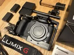 LUMIX GH5 本体　バッテリー２つケージ ハンドル　付き v-LogL解放のサムネイル