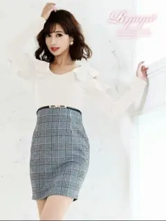 新品　上品　フリル　チェック柄　ワンピース　ホワイト　白　オフショル　L　秋物