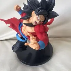 ドラゴンボール フィギュア 攻撃的ポーズ　超サイヤ人