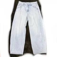 ユニクロ　バギーカーブジーンズ　サイズ28（71㎝）　ライトブルー
