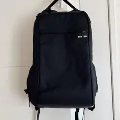 incase インケース リュック ブラック バックパック 大容量　通学通勤のサムネイル