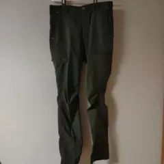 ワークマン　フィールドコア　カーゴパンツ　Lサイズ・オリーブグリーン