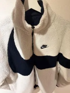 Nike ホワイト・ネイビー