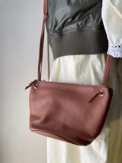 story. 本革ショルダーバッグ