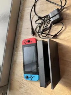 Nintendo Switch 本体 青/赤