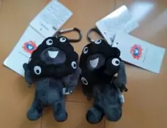 ★黒ミャクミャク お座り&立ち 2個セット★ カラビナ・タグ付