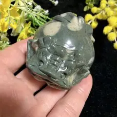 銭カエル彫刻オブジェ 天然石サーペンティン 金運 勝負運 カエル置物