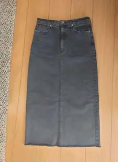 アッパーハイツ　グレーデニムスカート