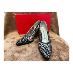【美品✨】CHARLES JOURDAN ゼブラ柄 ハイヒールのサムネイル