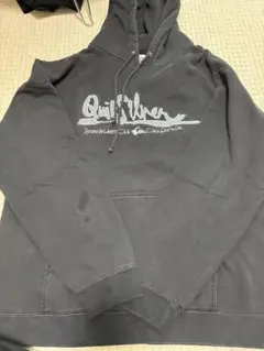 Quiksilver 黒パーカー Mサイズのサムネイル