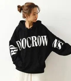 完売品✩RODEO CROWNS✩RCWB✩アップリケカレッジパーカー