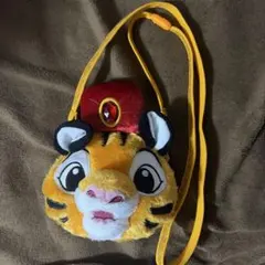 Item thumbnail for item 3b1c8fcb-e2da-45b9-aee1-ca76def30637