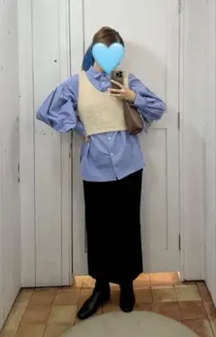 アイボリー Vネック ニットベスト