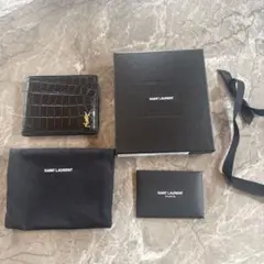SAINT LAURENT クロコ調二つ折り財布