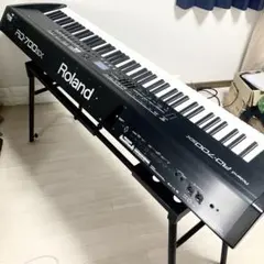 Roland RD-700SX ローランド ステージピアノ 88鍵盤/スタンド付のサムネイル