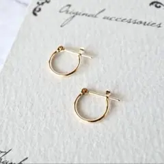 10金　ミニフープピアス　10K つけっぱなし ete agete 4℃ 好きへ