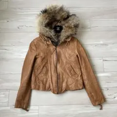 【未使用】 goa 羊革 ラクーン ファー付き レザー フード ジャケット 未使用】 goa 羊革 ラクーン ファー付き レザー フード ジャケット