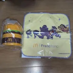 マクドナルド2026福袋　 ハンバーガー型容器とタオルセット