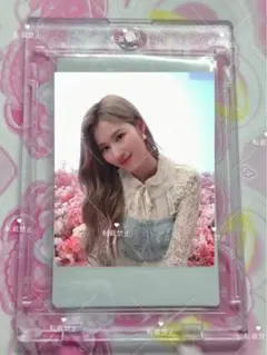 TWICE MISAMO サナ　直筆サイン入りチェキ 期間限定値下げ！》サナ 直筆サイン入りチェキ TWICE MISAMO 【公式通販】