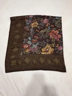 花柄大判スカーフ