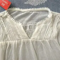 白　カットソー　薄手　7分袖　上品