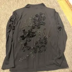 黒 花柄刺繍 長袖トップス