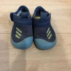 adidas サンダル　13センチ　ベビー