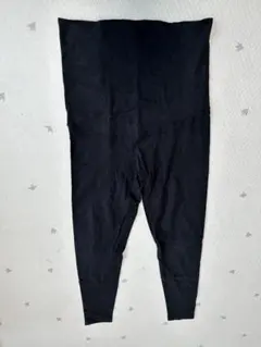 【値下げしました】マタニティレギンス 黒　ユニクロ