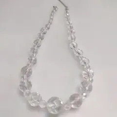 クリスタル？ネックレス