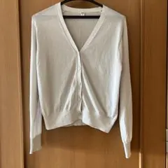 ユニクロ　ライトＶネックカーディガン　ライトグレー　長袖
