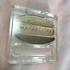 MAYBELLINE カラーコントラストトリオ01アイシャドウ ブラウン系のサムネイル