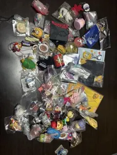 カプセルトイ、ガチャ、バラエティ。まとめ売り。