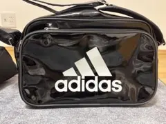 adidas ショルダーバッグ 黒