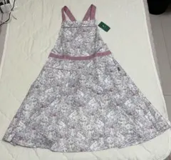 アフタヌーンティー　花柄エプロン