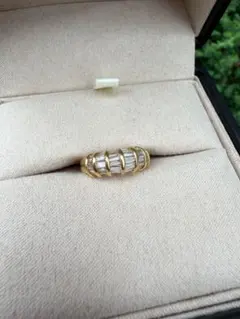 ゴールドリング バゲットカットダイヤ 0.47ct k18 - メルカリ