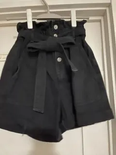 黒 ウエストリボン付き ショートパンツ　ZARA
