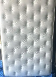 シモンズ ゴールデンバリュープレミアムセミダブルマットレスビューティーレスト